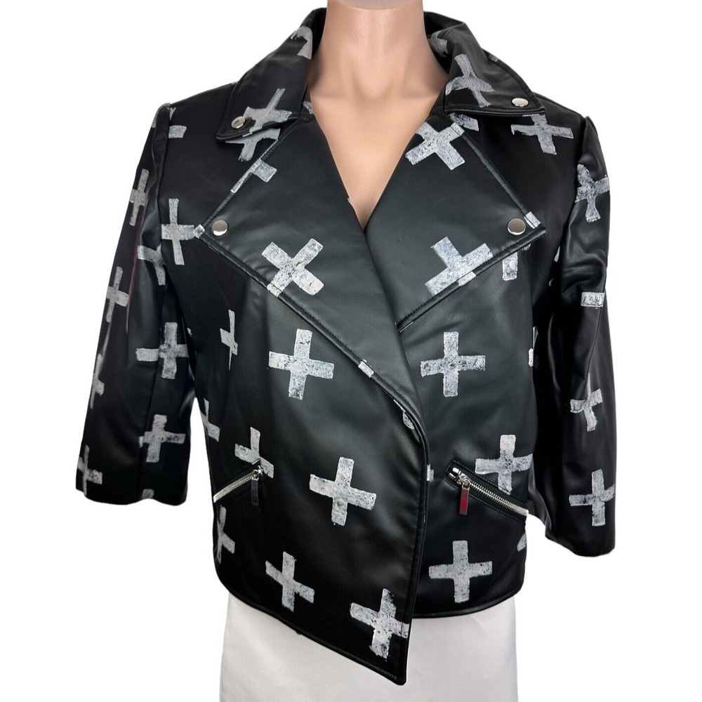 Fauxgerty Polyurethane Jacket Boxy Cropped Sz M Black w White Design 3/4 Sleeve